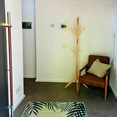 Modernes Am Waldrand *