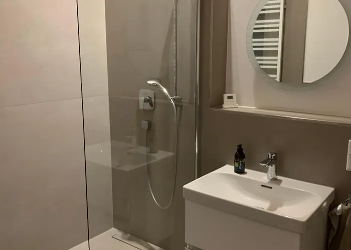 Modernes Am Waldrand דירה